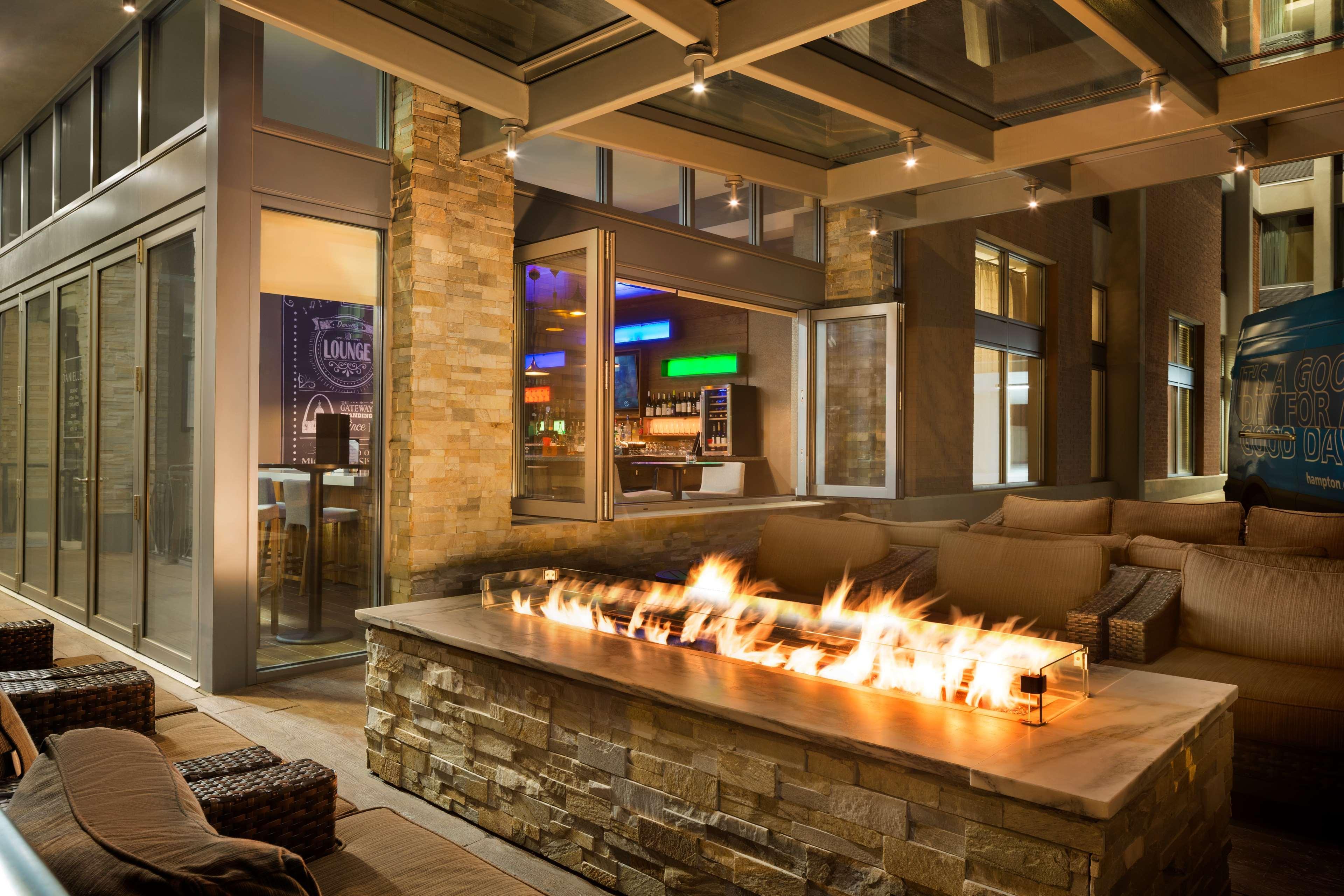 Hampton Inn And Suites Clayton/St. Louis-Galleria Area Eksteriør bilde