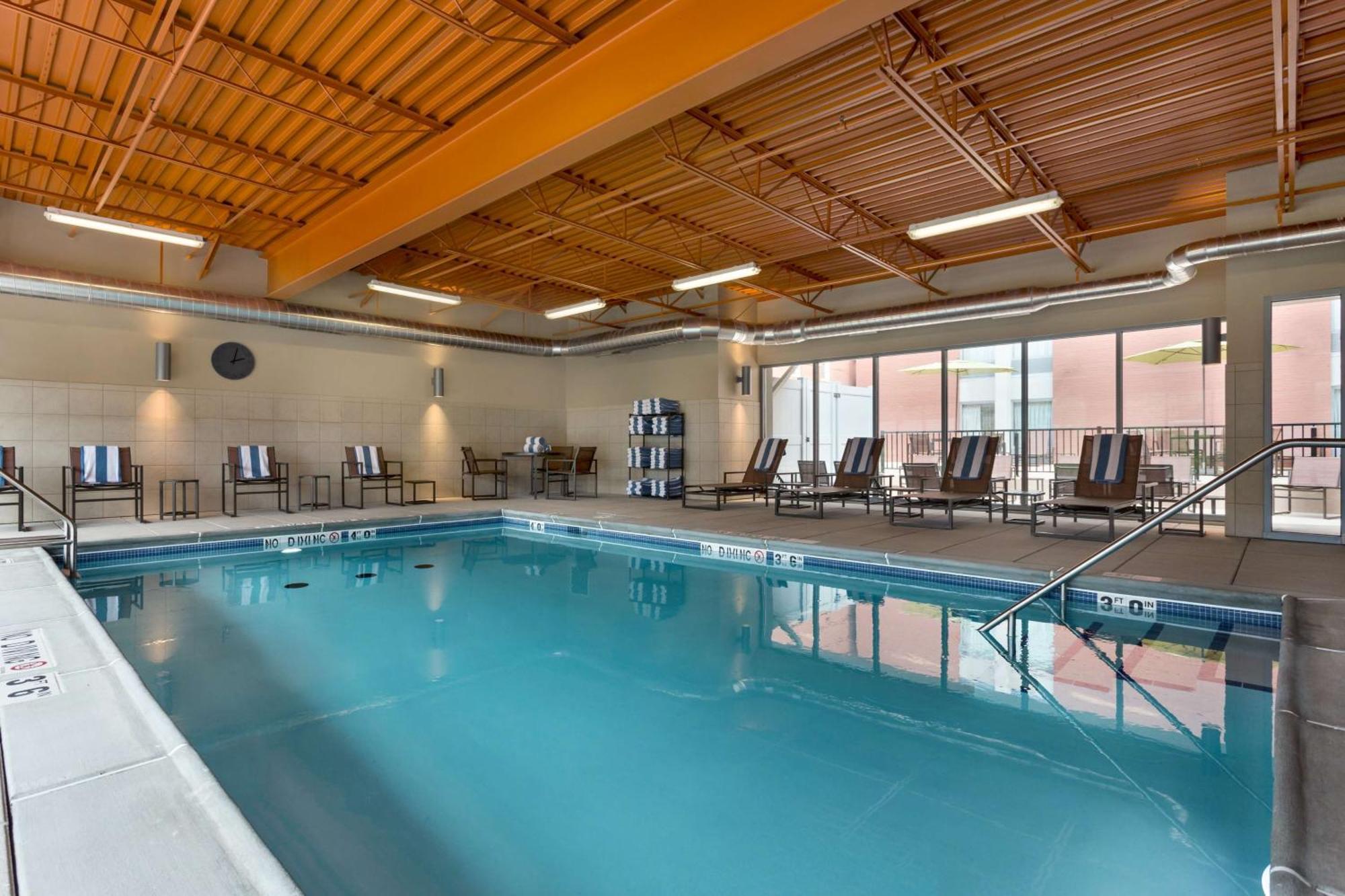 Hampton Inn And Suites Clayton/St. Louis-Galleria Area Eksteriør bilde